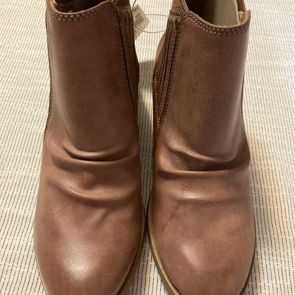 Brown Blowfish Boots. NWT - Picture 7 of 7